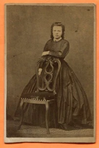 CDV Bodegraven Países Bajos Retrato de una mujer joven, por van Rossum años 1860 - Imagen 1 de 3