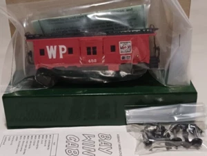 HO SCALE Athearn By MPS Custom Models Western Pacific Bay Window Caboose #452 - Picture 1 of 6