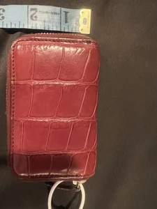 Gucci crocodile cardholder. OS. $1275 - Picture 1 of 6