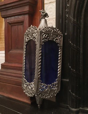 LINDA LANTERNA DE FERRO VINTAGE ~ PRATA, EFEITO PÁTINA ~ PAINÉIS DE VIDRO AZUL REDEMOINHO - Imagem 1 de 4