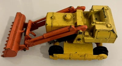 Vintage 1970 Matchbox King Size K-8 Caterpillar Traxcavator - Lesney & Diecast - Image 1 of 4