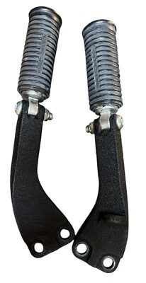 Clavijas de pie de pasajero modelo Harley Davidson Dyna con montaje. Se adapta al modelo 06-presente Foto 1 de 4