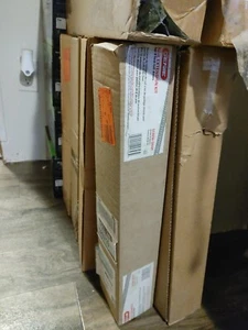 Genie Garage Door Opener Screw Drive Extension Kit (to 8 Feet) Box Damage - Picture 1 of 3