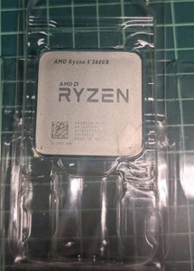 AMD Ryzen 5 2600X AM4 Processor with Wraith Spire Cooler Used But Working - Picture 1 of 2
