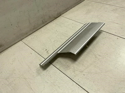 LAND ROVER RANGE ROVER 2003 2009 REAR LEFT DOOR SILL SCUFF PLATE COVER FACTORY - Image 1 of 4