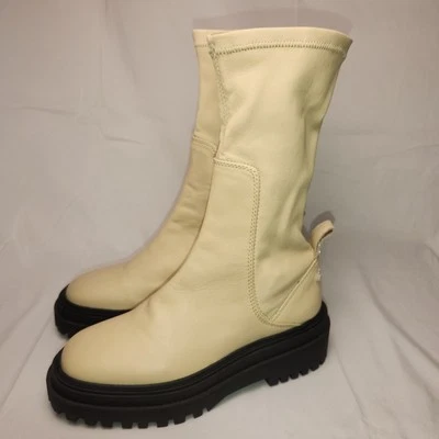 Botas de Cuero Zara 39 (Mujer 8) Tostado Taupe/Suela Negra Foto 1 de 4