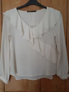 Ladies Blouse /Top Size XSmall Zara. Long sleeves beautiful blouse. - Picture 1 of 6