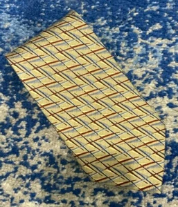 Corbata Jhane Barnes Azul Borgoña Rojo Beige Amarillo Geométrica 100% Seda Japón - Imagen 1 de 4