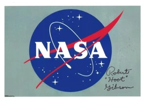 Robert Hoot Gibson Signed Autographed 4 x 6 Photo NASA Astronaut A - Picture 1 of 1