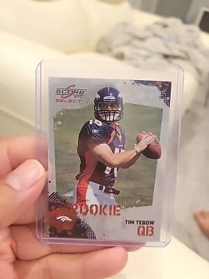 2010 Score #2 Tim Tebow Select Factory Set Rookie Bonus RC - Image 1 of 4