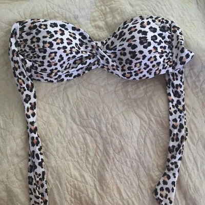 Top de bikini de natación Ann Taylor talla L estampado animal sin tirantes acolchado bandeau blanco Foto 1 de 4