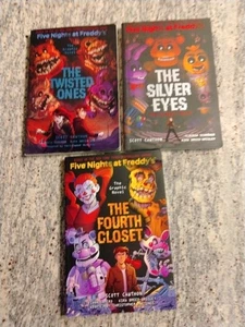 Five Nights at Freddy's FNAF Graphic Novels Trilogy Set Lot of 3 -NICE CONDITION - Picture 1 of 6