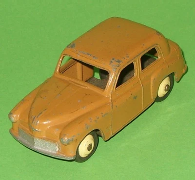 Dinky / 40f - 154 Hillman Minx Foto 1 de 4