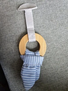 Ingenuity Baby Wooden Teething Ring Attachment For Cozy Spot Activity Gym Blue - Picture 1 of 2