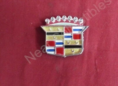 Panel de techo exterior cromado nuevo OEM Cadillac Brougham, Deville, Eldorado Foto 1 de 4