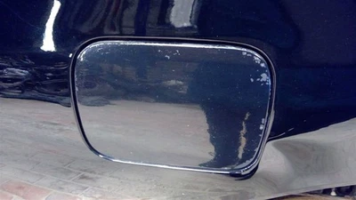 2003 03 Toyota Celica GTS Fuel Filler Door Black 113747 — 第 1/4 张图片