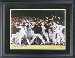 White Sox 2005 - WS Celebration Framed 16x20 Photo - Picture 1 of 1