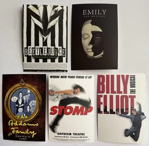 Juego de tarjetas postales/promocionales Broadway E - Juego de 5 - Beetlejuice, Stomp, Emily +++ - Imagen 1 de 1