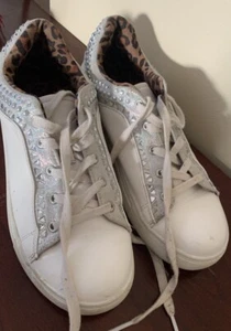 Steve Madden Girl’s Size 3 White Rhinestone High-Top Sneakers Leopard Lining - Picture 1 of 5