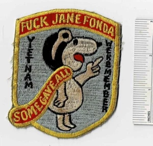 Vietnam War SNOOPY F*** JANE FONDA Red Scarfs 20th Tactical Air Support Patch - Picture 1 of 2