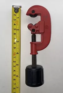 1/8” - 1-1/8” Metal Steel Heavy-Duty Cast Iron Pipe Cutter/Reamer - Lux Germany - Picture 1 of 5