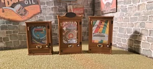 1/24th Scale Fairground Penny Arcade Coloured - Picture 1 of 4