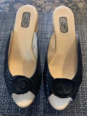 Zapatos hechos a mano Salpy Lily Black Frog talla 9,5 Foto 1 de 4