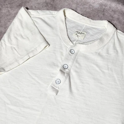 Hombres Rag & Bone Clásico Henley Manga Corta Off-White Slub Algodón Metal Botón M Foto 1 de 4