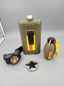 1987 Galoob Army Gear Lot Canteen/ Aircraft Carrier Grenade Compass Watch Medal - Picture 1 of 24