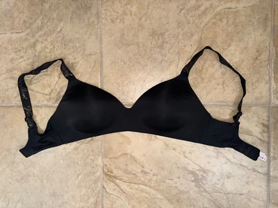 VICTORIA'S SECRET T-SHIRT LIGHTLY LINED WIRELESS BRA WOMENS SIZE 36DDD - Image 1 of 2