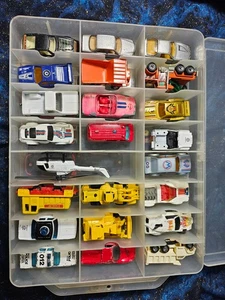 Lote de 47 coches diecast vintage Hot Wheels Matchbox y más vehículos camiones - Imagen 1 de 2