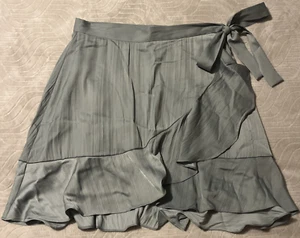 Maeve Anthropologie Skirt Mini Wrap Moss Green Women's Size Small Tie - Picture 1 of 16