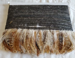 Asador de chinchilla marrón natural borde de plumas costura decorativa 31/2" de ancho x 10 yardas - Imagen 1 de 6