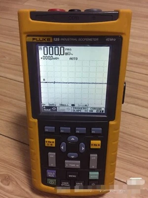 Fluke 125 Industrial Scopemeter 40mhz Without accessories#L/ - Image 1 of 4