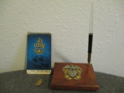 VIETNAM US NAVAL FOUNTAIN PEN DESKTOP SET + NAVY NOTEBOOK & STERLING PIN - Image 1 of 4