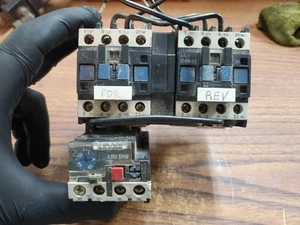 Telemecanique LC2D0901 Reversing Contactor w/ LR2 D13 (TA5MS) - Picture 1 of 5