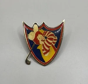 Spilla vintage Ronald McDonald Golf smaltata promozionale da collezione McDonald’s - Foto 1 di 2