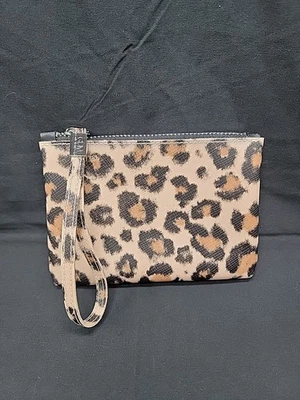 Bolsa de muñeca con estampado de leopardo Gum Gianni Chiarini 5x7 Foto 1 de 4