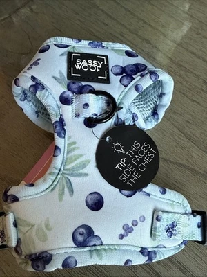 Arnés para perro Sassy Woof tema arándano con 2 anillos en D talla XXS Foto 1 de 3