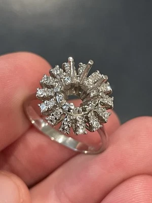 Old Estate Diamond Solitaire 18k Solid White Gold Vintage Engagement Ring! 4GR! - Image 1 of 4