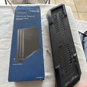 Insignia Vertikaler Ständer für Sony PlayStation 4 PS4 Pro & Slim - Bild 1 von 8