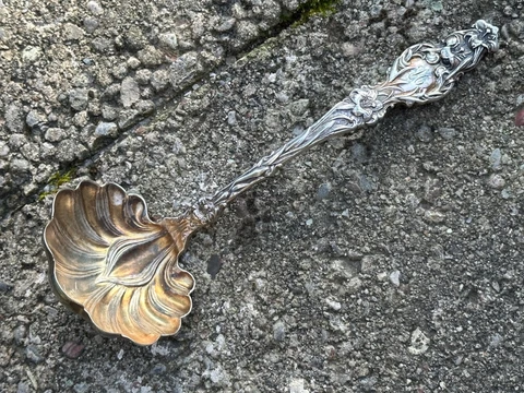 WHITING MANF CO Sterling Silver Pat. 1902 Lily 6" Cream Gravy Ladle Cover