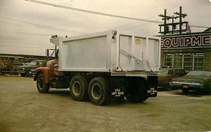 DUMP TRUCK, CICERO, ILLINOIS, VINTAGE POSTCARD (#556) - Picture 1 of 1