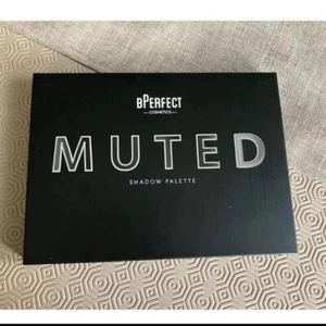 Bperfect Muted Eyeshadow Palette - New - Picture 1 of 10