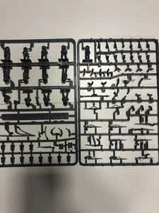 28MM WATERLOO CENTRO DE INFANTERÍA BRITÁNICA EMPRESAS SPRUES - VICTRIX -  - Imagen 1 de 1