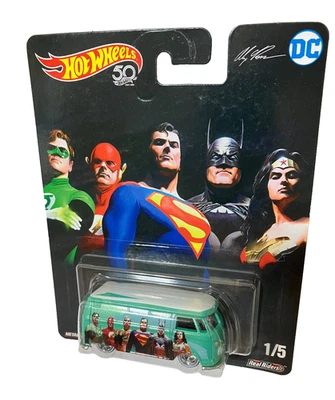 Hot Wheels DC Comics Volkswagen T1 Panel Justice League VW Bus - Image 1 of 4