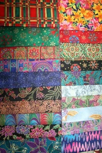 20 FAT QUARTERS -ASSORTED HOFFMAN PRINTS  - 100% COTTON FABRIC - Picture 1 of 3