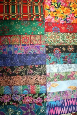 20 FAT QUARTERS -ASSORTED HOFFMAN PRINTS  - 100% COTTON FABRIC - Image 1 of 3