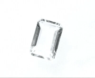 MUY BONITO TOPACIO BLANCO CORTE ESMERALDA 6 x 4 mm Sudáfrica vs grado Foto 1 de 2