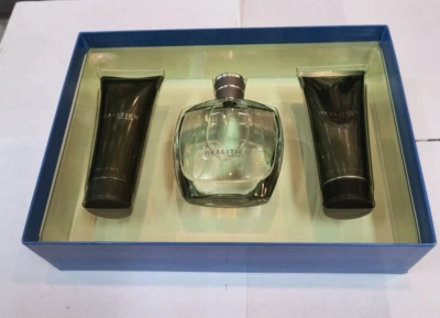 Juego de 3 piezas REALITIES MEN Colonia 3,4 oz spray + 3,4 oz después del afeitado + 3,4 oz jabón corporal Foto 1 de 3